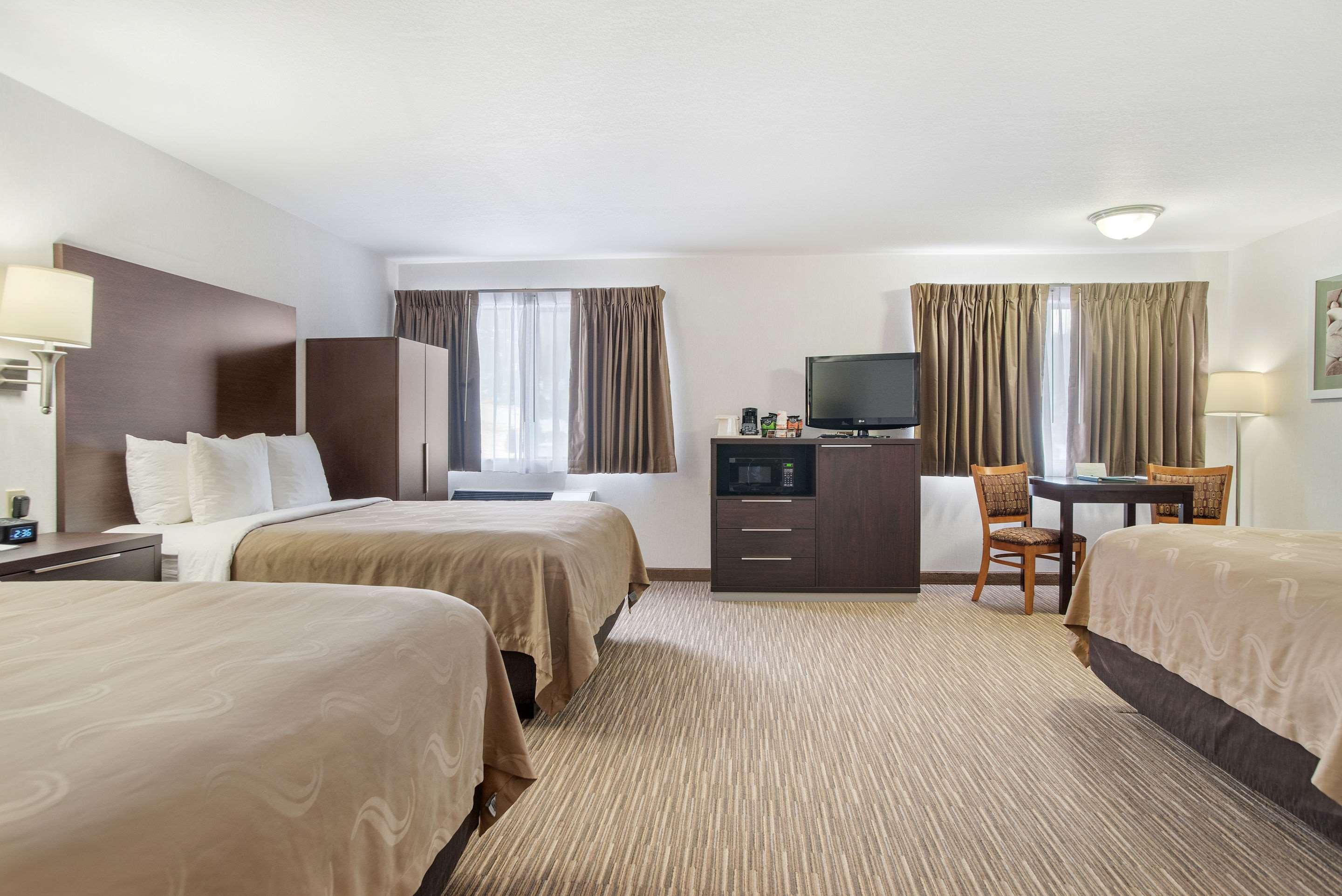 Everspring Inn & Suites Hill City Εξωτερικό φωτογραφία