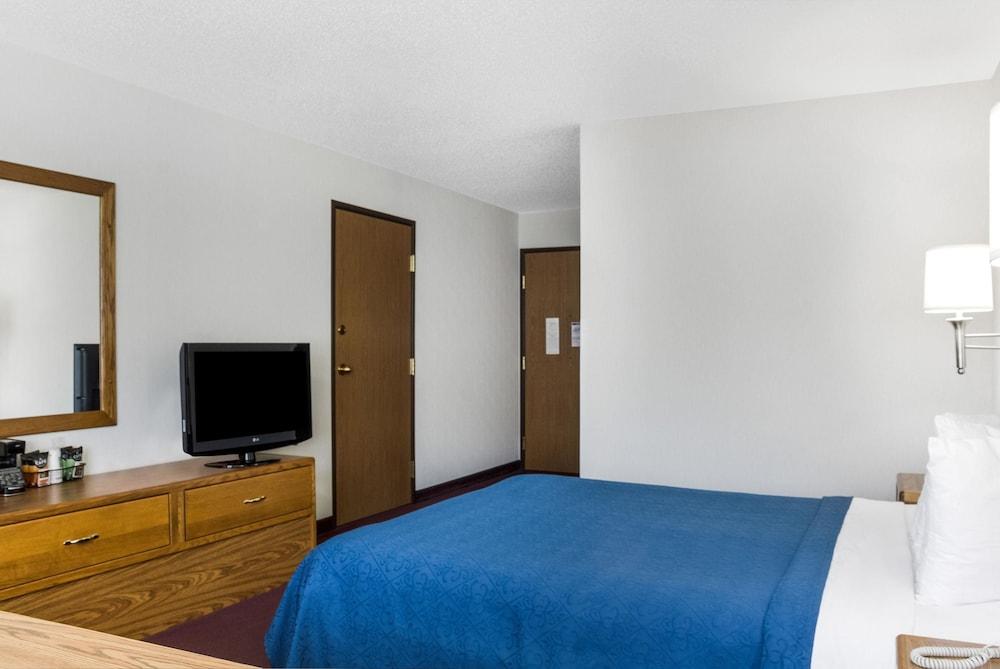 Everspring Inn & Suites Hill City Εξωτερικό φωτογραφία