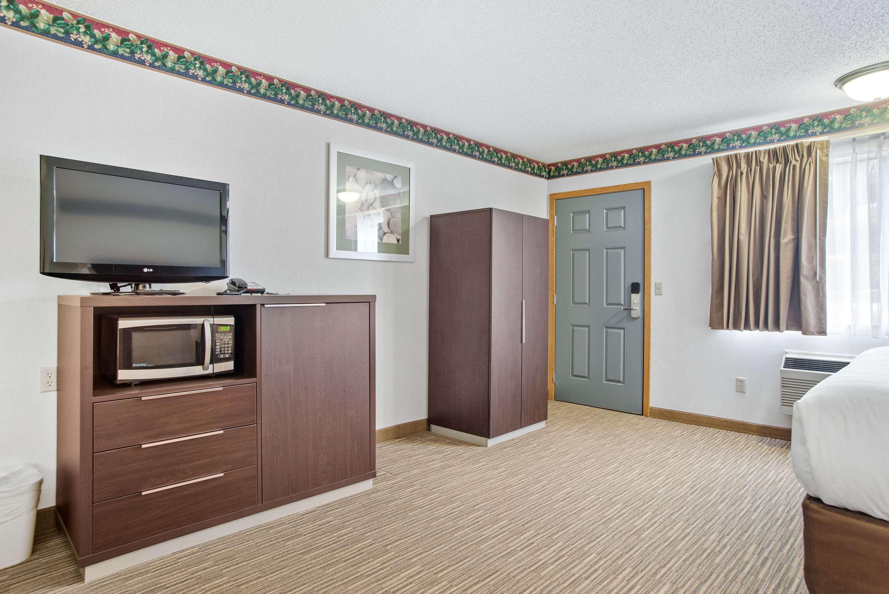 Everspring Inn & Suites Hill City Εξωτερικό φωτογραφία
