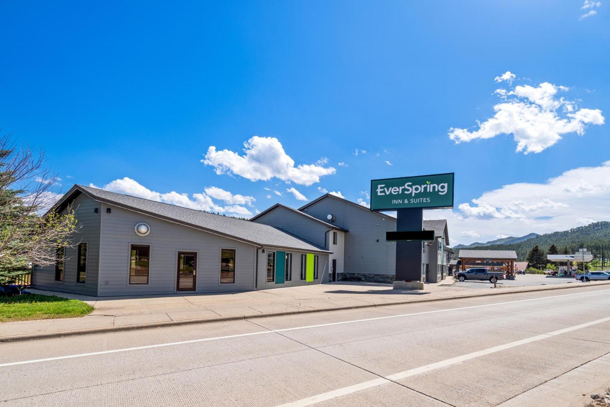 Everspring Inn & Suites Hill City Εξωτερικό φωτογραφία