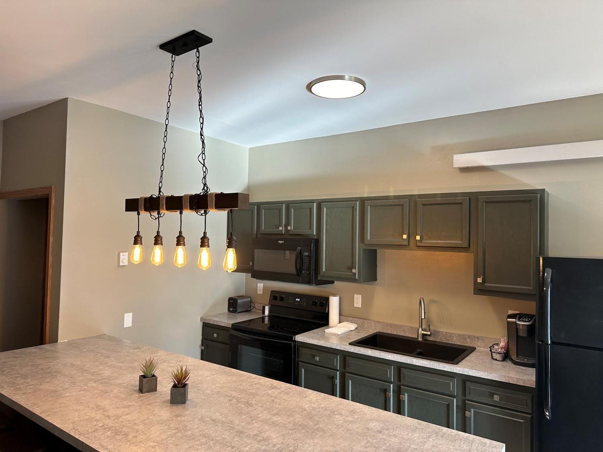 Everspring Inn & Suites Hill City Εξωτερικό φωτογραφία