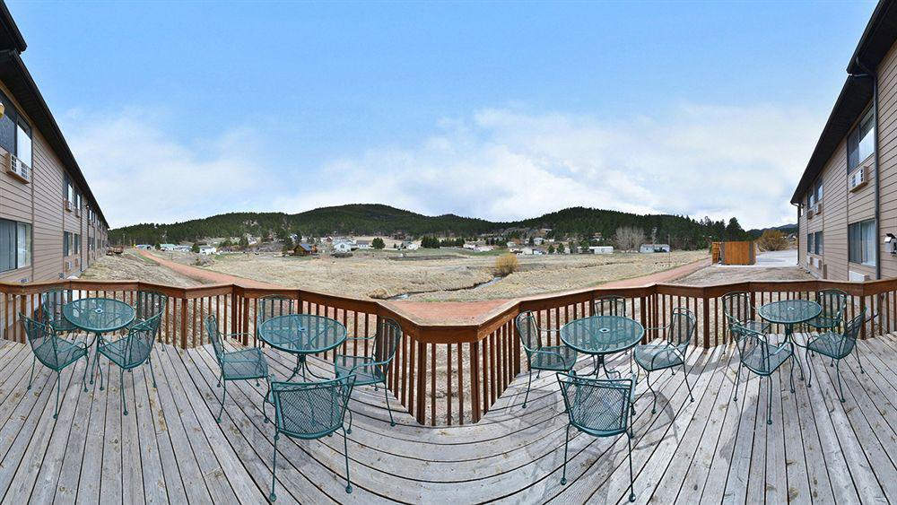 Everspring Inn & Suites Hill City Εξωτερικό φωτογραφία