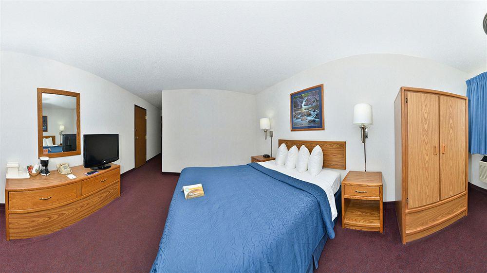 Everspring Inn & Suites Hill City Εξωτερικό φωτογραφία